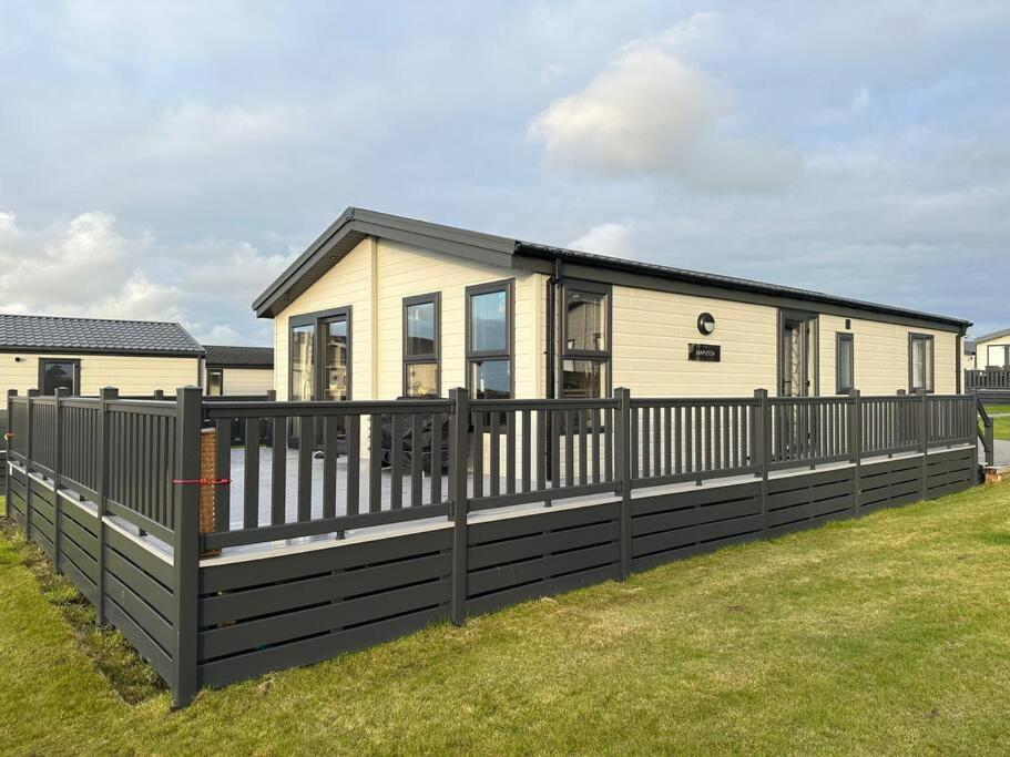 Modern Lodge With Amazing Views Ньюки Экстерьер фото